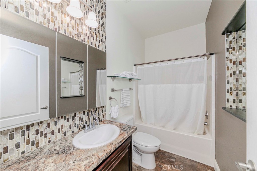 Manufactured In Park for sale at 7700 Lampson 138, Garden Grove CA featuring 2 beds and 2 baths