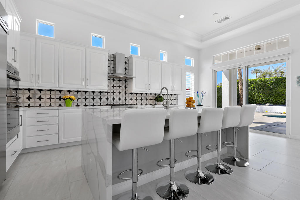 Residential for sale at 80360 Via Valerosa, La Quinta CA featuring 3 beds and 4 baths