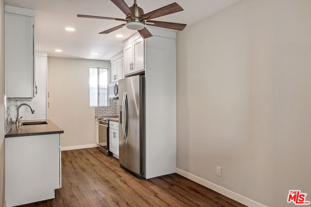 Residential Lease for rent at 1342 HARVARD Street 201, Santa Monica, Los Angeles County CA featuring 3 beds and 2 baths
