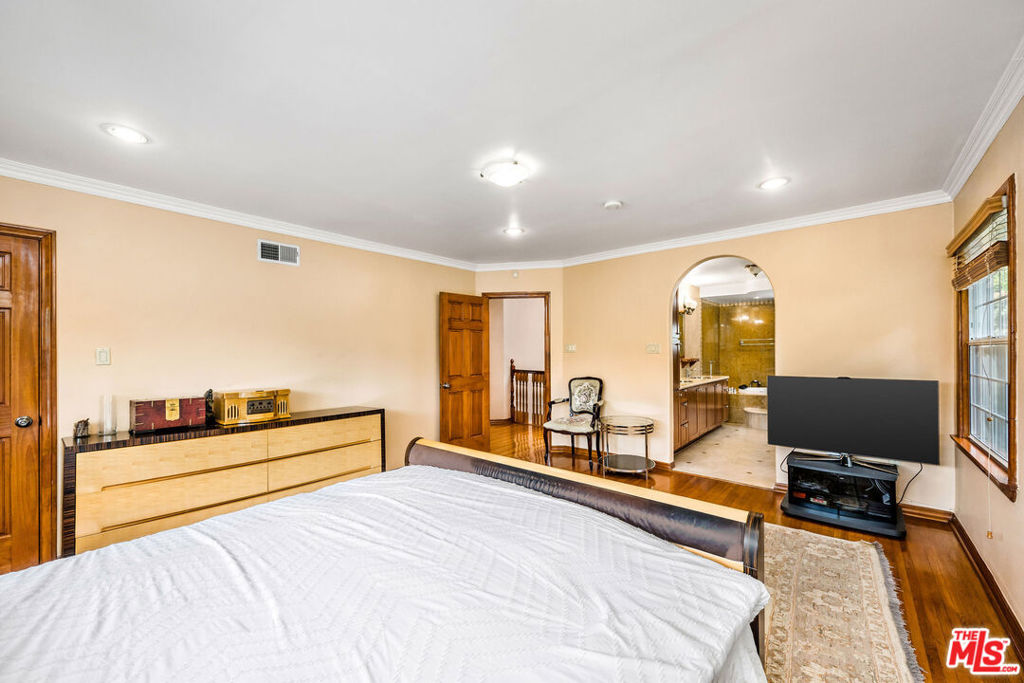 Residential for sale at 257 S Van Ness Avenue, Los Angeles CA featuring 5 beds and 3 baths