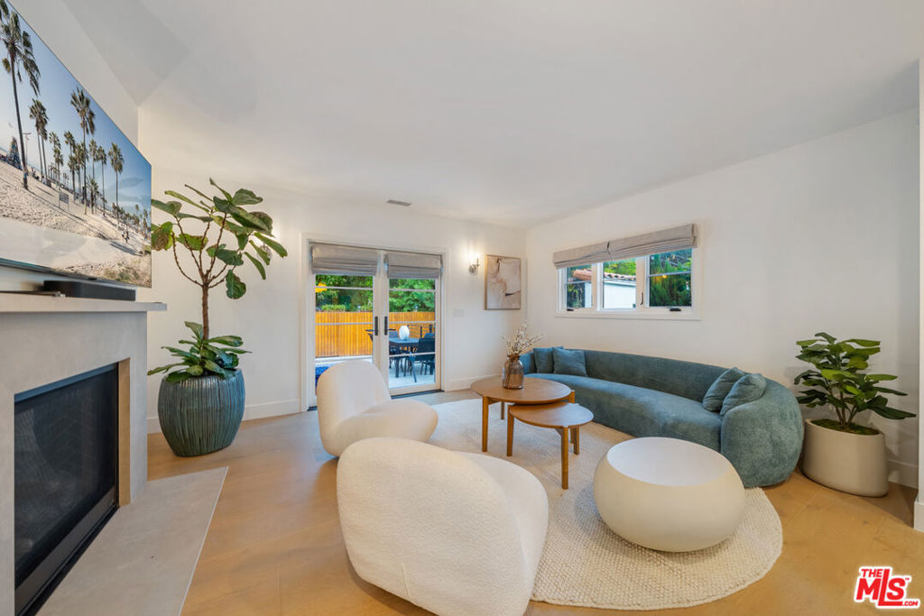 Residential Lease for rent at 1948 N Curson Avenue, Los Angeles, Los Angeles County CA featuring 4 beds and 5 baths