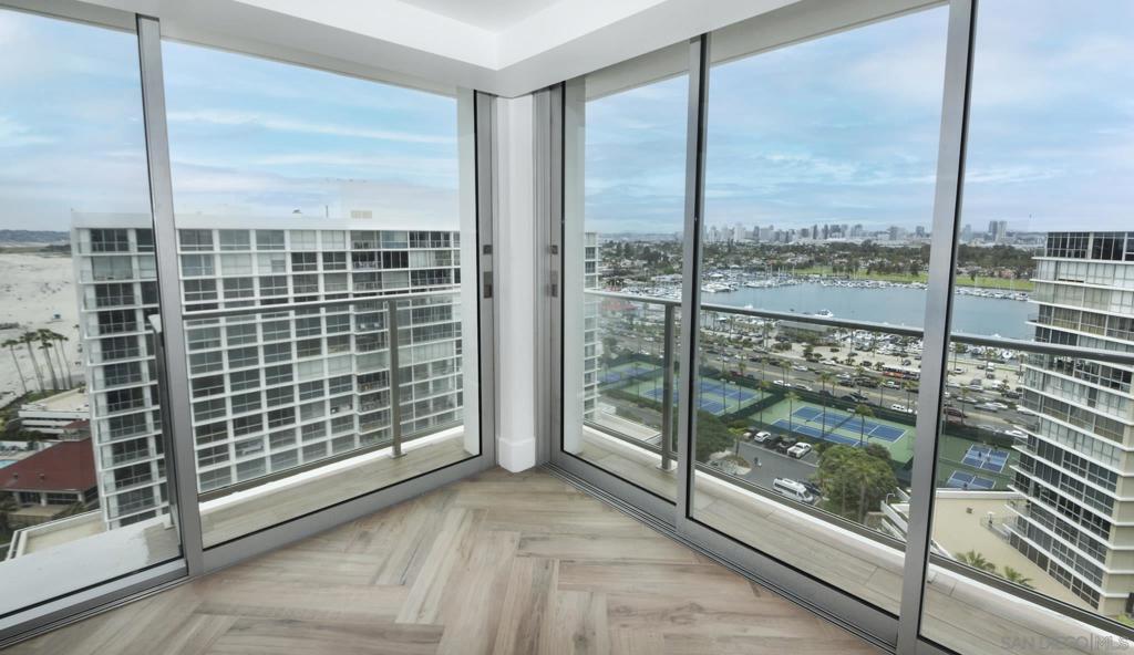 Residential Lease for rent at 1760 Avenida Del Mundo 1603, Coronado CA featuring 3 beds and 3 baths