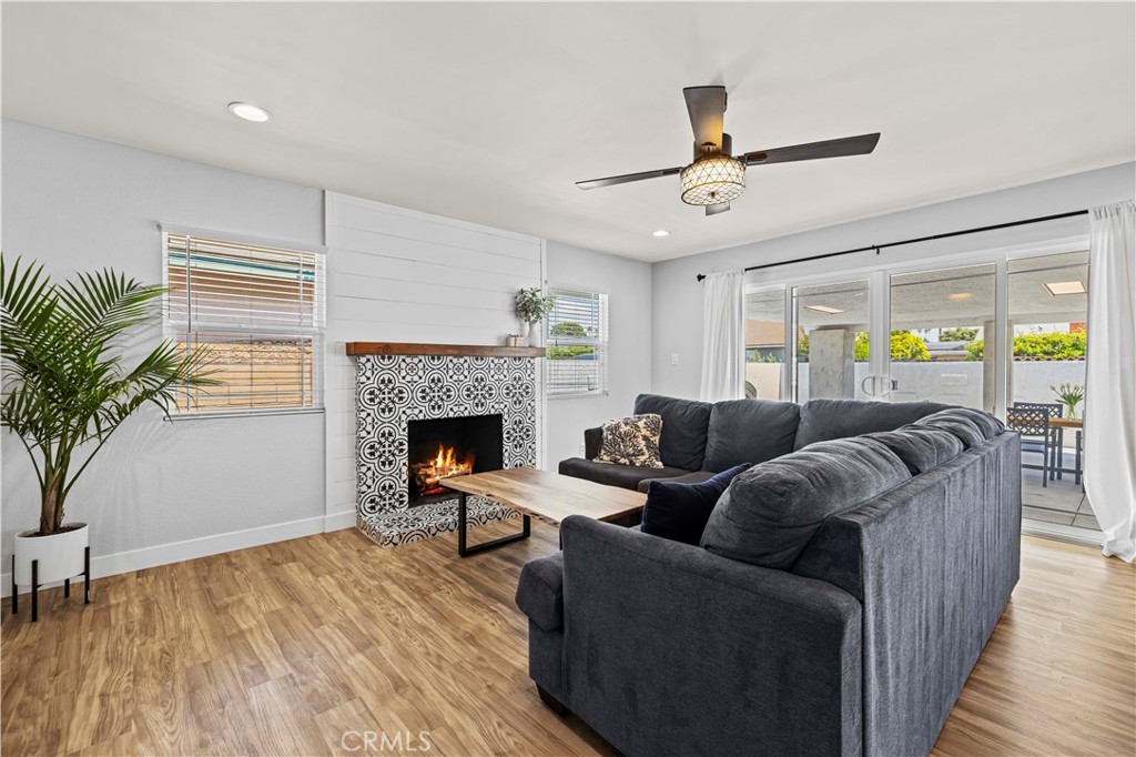 Residential for sale at 322 South Victoria Avenue, Ventura CA featuring 3 beds and 2 baths