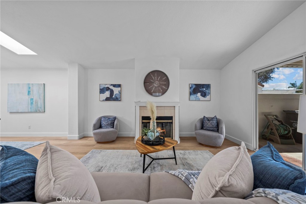 Residential for sale at 40415 Via Francisco, Murrieta CA featuring 2 beds and 2 baths