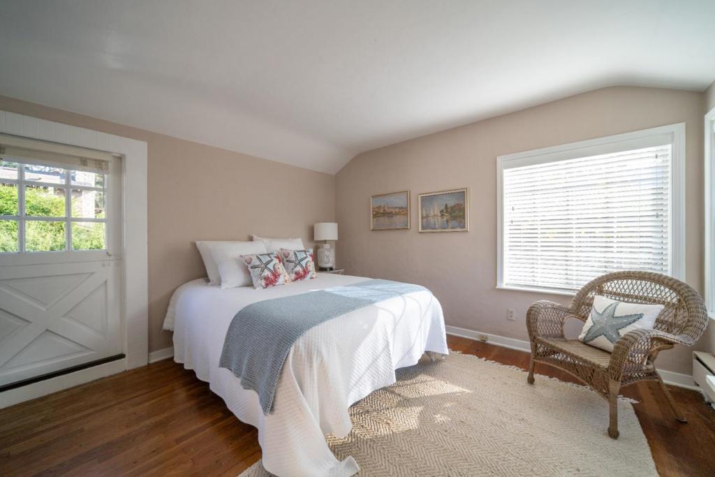 Residential for sale at San Antonio 3 SE Ocean, Carmel CA featuring 3 beds and 2 baths