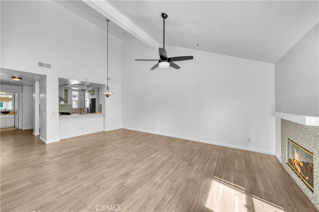 Residential Lease for rent at 2000 Coast Hwy 309, Huntington Beach CA featuring 2 beds and 2 baths