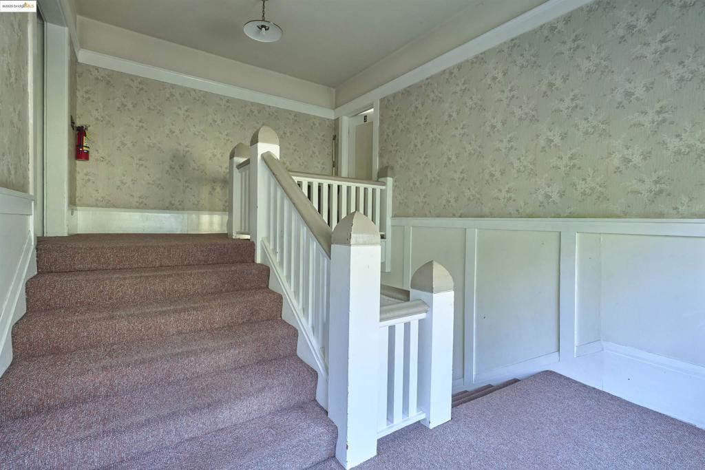 Residential Income for sale at 400 Lagunitas, Oakland CA