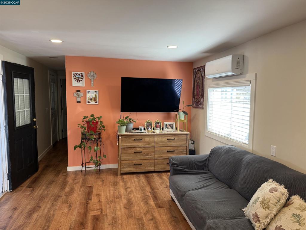 Manufactured In Park for sale at 1526 Willow Pass Road, Pittsburg CA featuring 1 bed and 1 bath