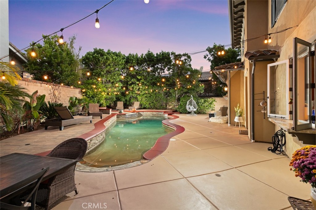 Residential for sale at 26572 Paseo Callado, San Juan Capistrano CA featuring 5 beds and 6 baths