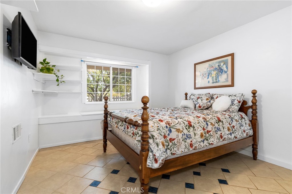 Residential for sale at 7990 San Gabriel Road, Atascadero CA featuring 5 beds and 3 baths