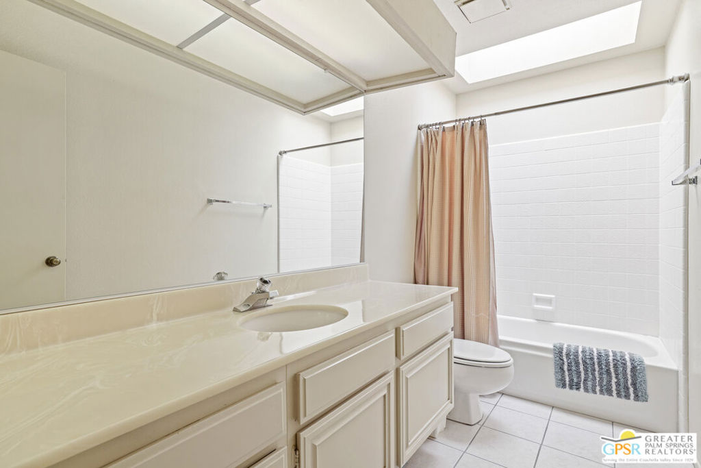 Residential for sale at 34634 Calle Tobara, Cathedral City CA featuring 3 beds and 2 baths