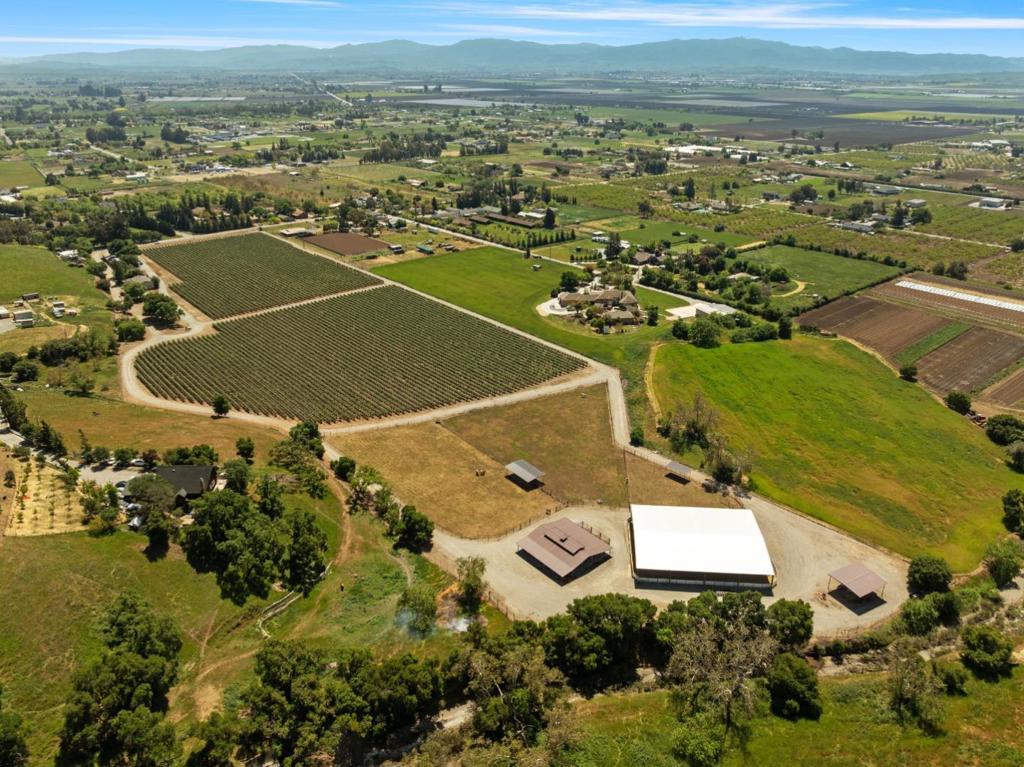 Active for sale at Hollister, CA, Hollister, CA CA and 2 baths