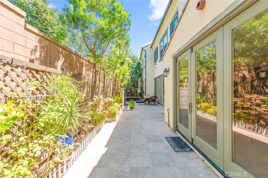 Residential Lease for rent at 171 coyote brush, Irvine CA featuring 4 beds and 4 baths