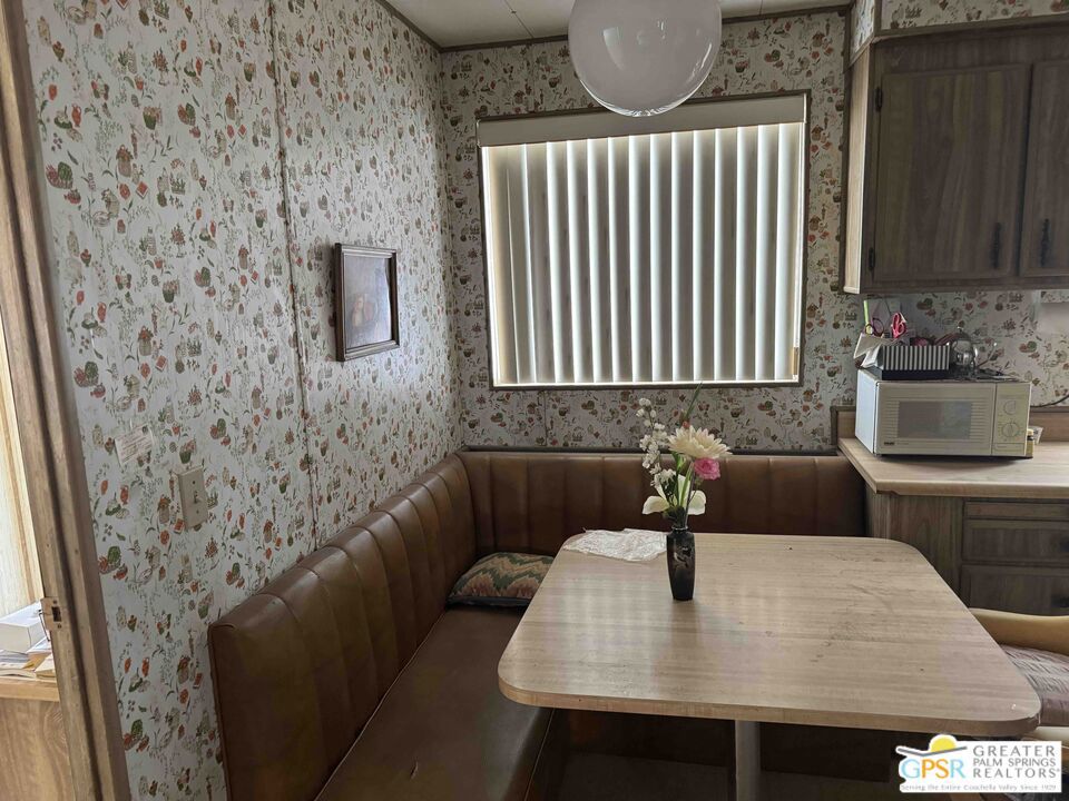 Manufactured In Park for sale at 63 Calle De Estrellas, Palm Springs CA featuring 2 beds and 2 baths