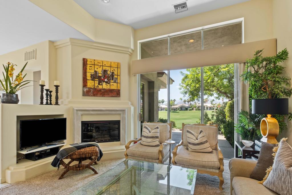 Residential Lease for rent at 461 Desert Holly Drive, Palm Desert CA featuring 3 beds and 4 baths