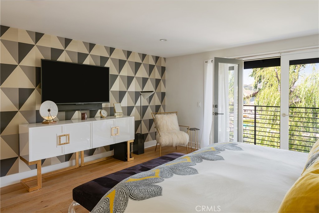 Residential Lease for rent at 1465 Eastwind Circle, Westlake Village CA featuring 3 beds and 2 baths