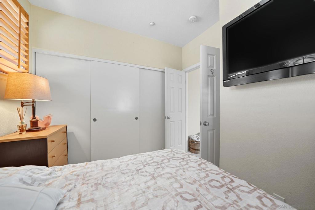 Residential for sale at 380 Callesita Mariola, Chula Vista CA featuring 3 beds and 3 baths