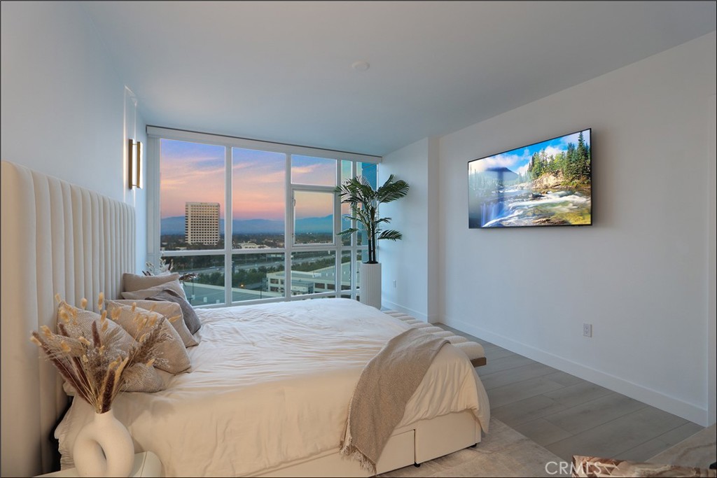 Residential for sale at 3141 Michelson 1302, Irvine CA featuring 3 beds and 2 baths