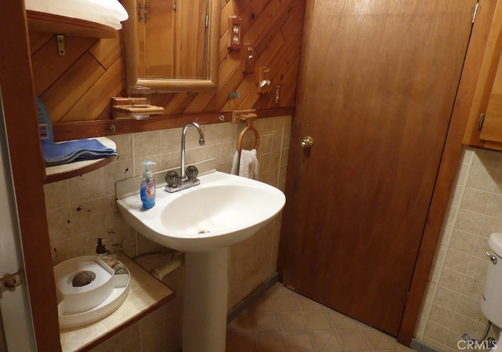 Residential for sale at 54 Arbol Avenue, Oroville CA featuring 3 beds and 1 bath