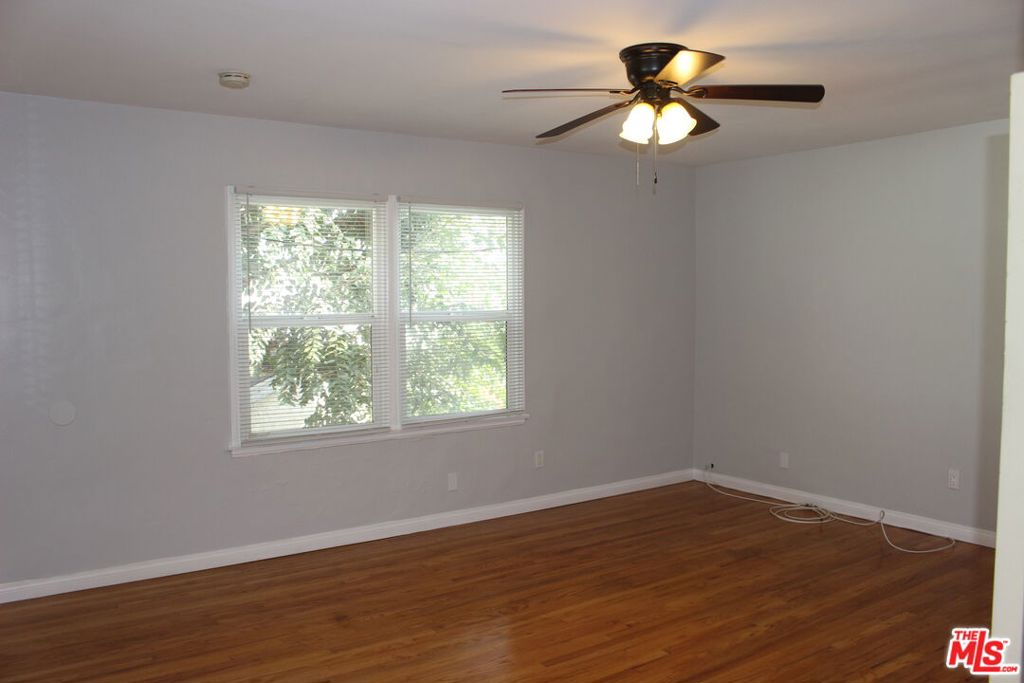 Residential Lease for rent at 1154 Irolo St, Los Angeles, Los Angeles County CA featuring 1 bed and 1 bath