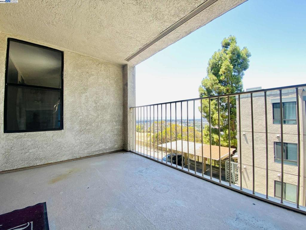 Residential for sale at 2505 Miramar Ave 122, Castro Valley CA featuring 2 beds and 2 baths