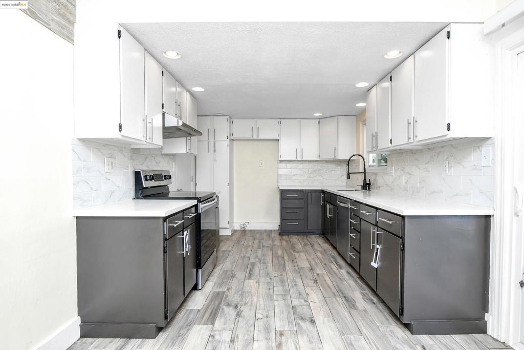 Residential for sale at 1105 E 13th St, Antioch CA featuring 3 beds and 1 bath