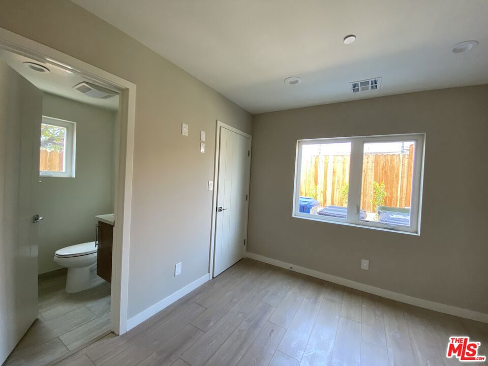 Residential Lease for rent at 2199 W Court Street, Los Angeles, Los Angeles County CA featuring 3 beds and 3 baths