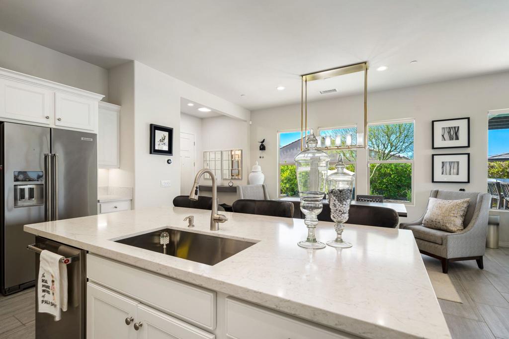 Residential for sale at 46 Bordeaux, Rancho Mirage CA featuring 3 beds and 2 baths