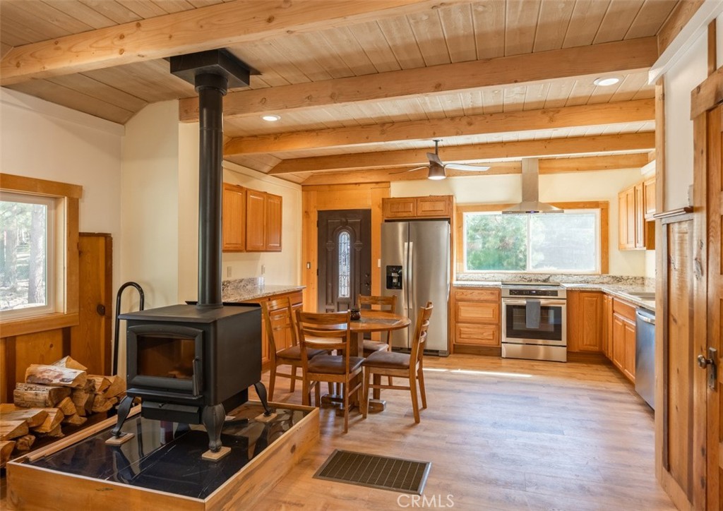 Residential for sale at 39961 Lakeview Drive, Big Bear Lake CA featuring 2 beds and 1 bath