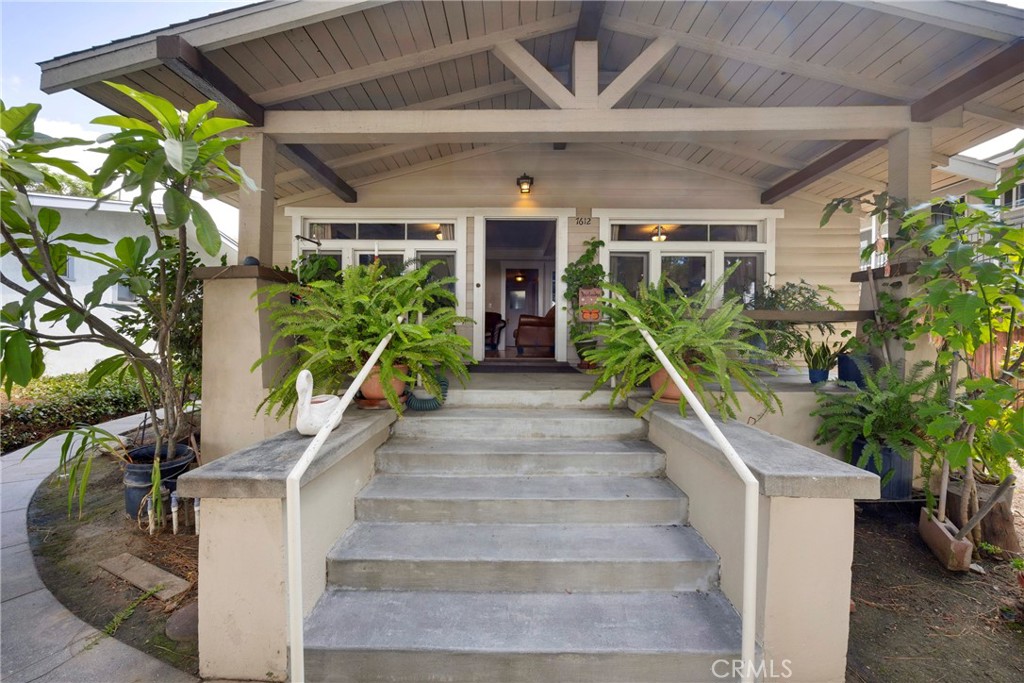 Active for sale at Whittier, CA, Whittier, CA CA