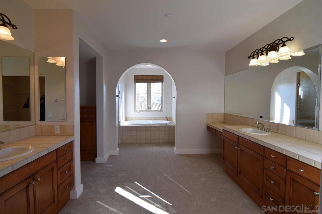 Residential Lease for rent at 7567 Delfina, San Diego, San Diego County CA featuring 4 beds and 4 baths