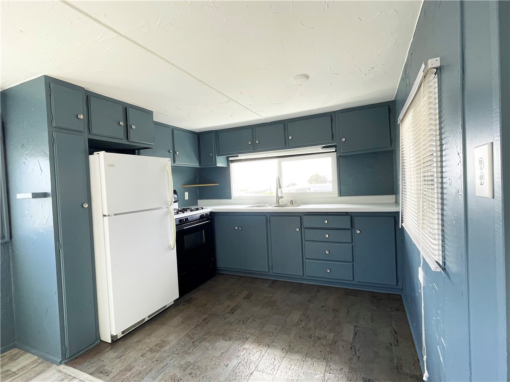 Manufactured In Park for sale at 190 Main Street 25, Morro Bay CA featuring 1 bed and 1 bath