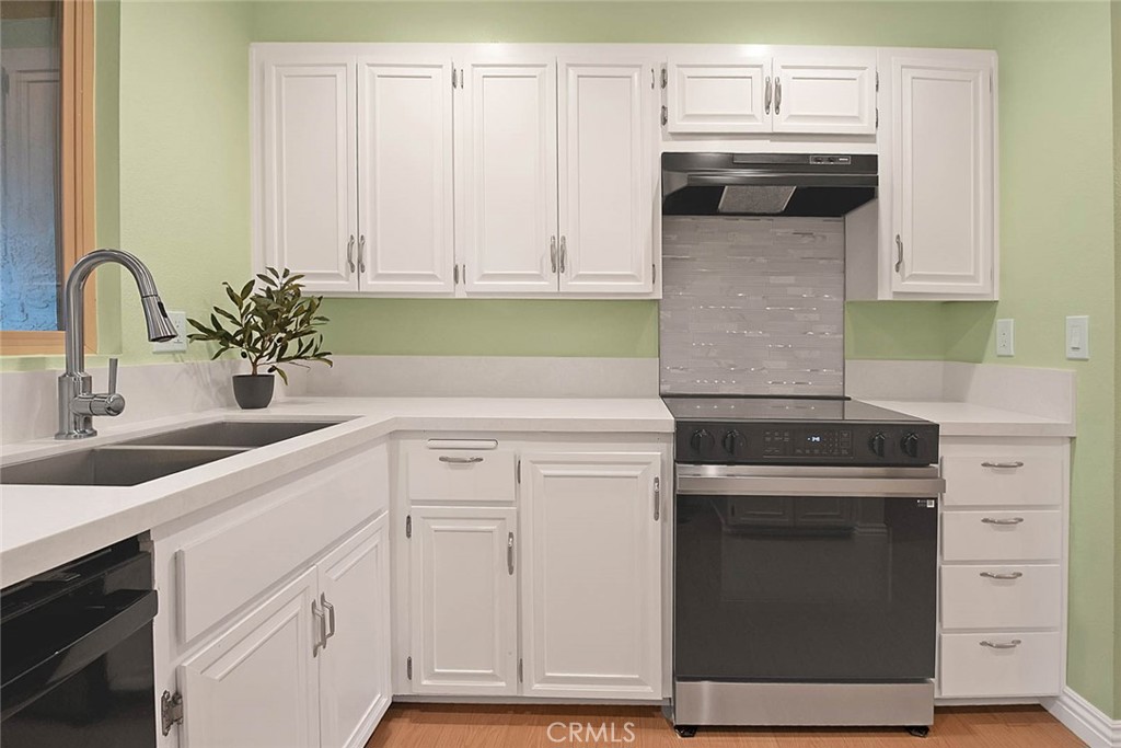 Residential for sale at 1916 FAIRWAY CIRCLE Drive, San Marcos CA featuring 2 beds and 2 baths