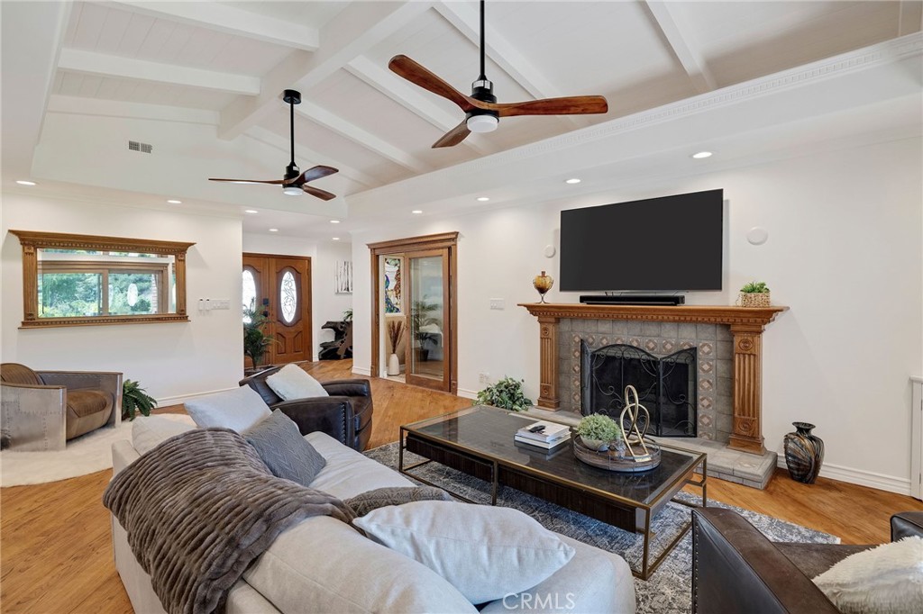 Residential Lease for rent at 4814 Falcon Rock Place, Rancho Palos Verdes CA featuring 4 beds and 3 baths