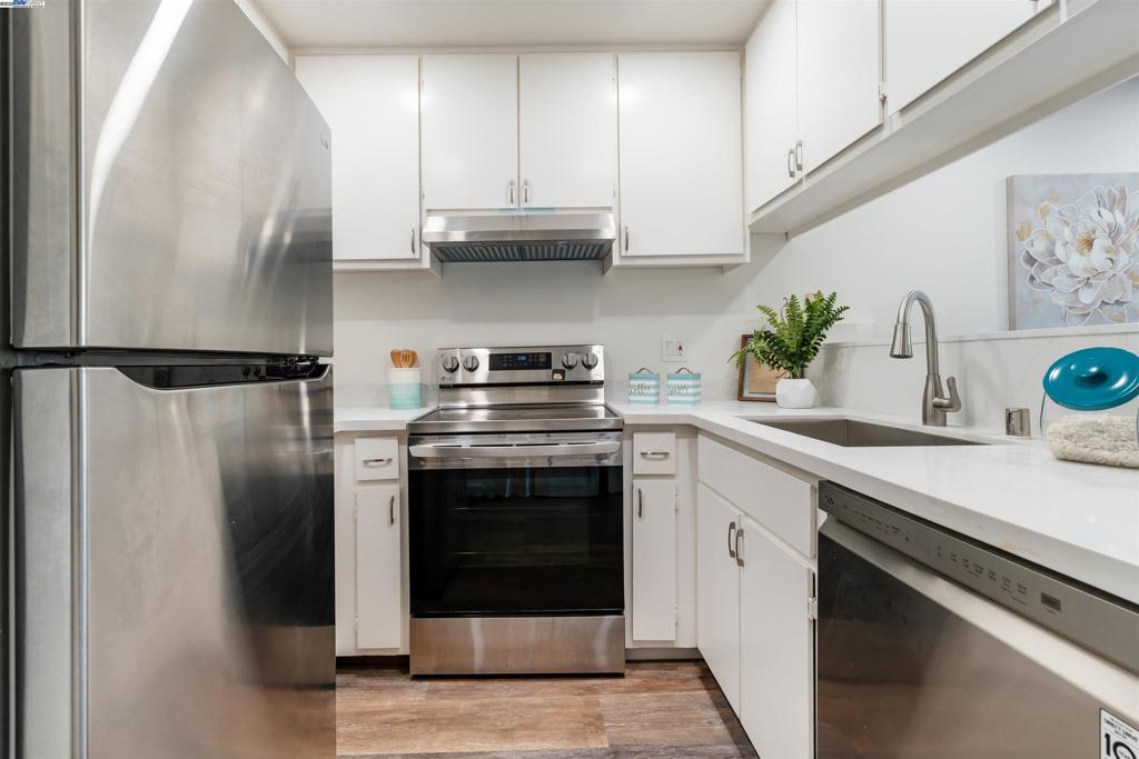 Residential for sale at 601 Palomino Dr C, Pleasanton CA featuring 2 beds and 2 baths