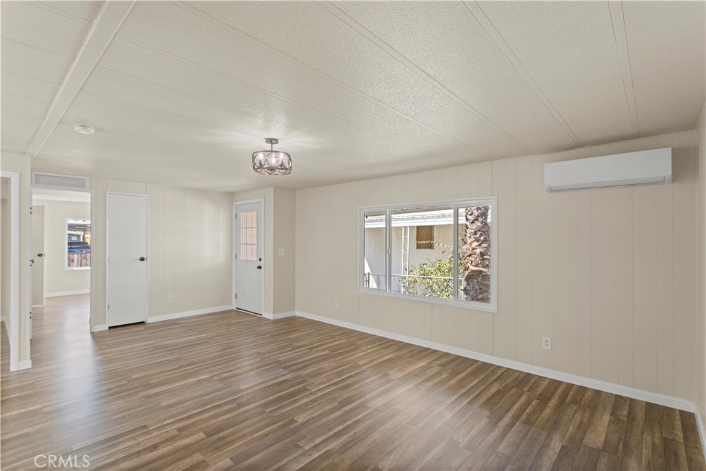 Manufactured In Park for sale at 1097 N N State Street 194, Hemet CA featuring 3 beds and 2 baths