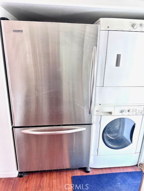 Residential for sale at 10 Via Valverde, Cathedral City CA featuring 2 beds and 2 baths