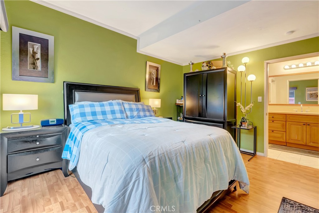 Residential for sale at 1523 E Windsor 208A, Glendale CA featuring 3 beds and 2 baths