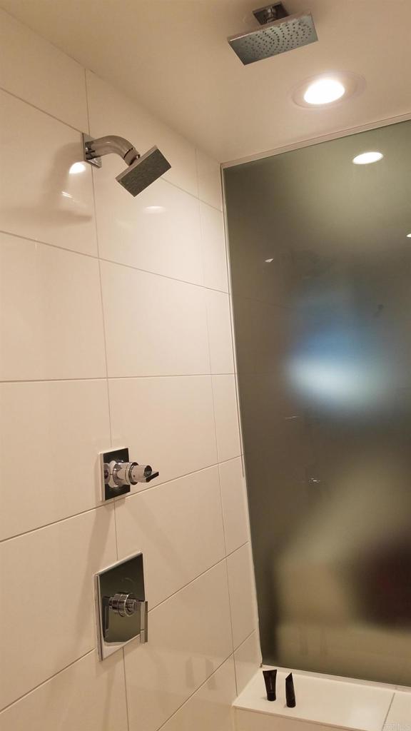 Residential for sale at 207 5Th Avenue 444, San Diego CA featuring 1 bed and 1 bath