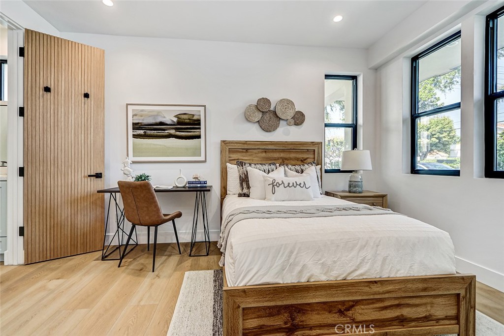 Active for sale at Redondo Beach, CA, Redondo Beach, CA CA and 5 baths