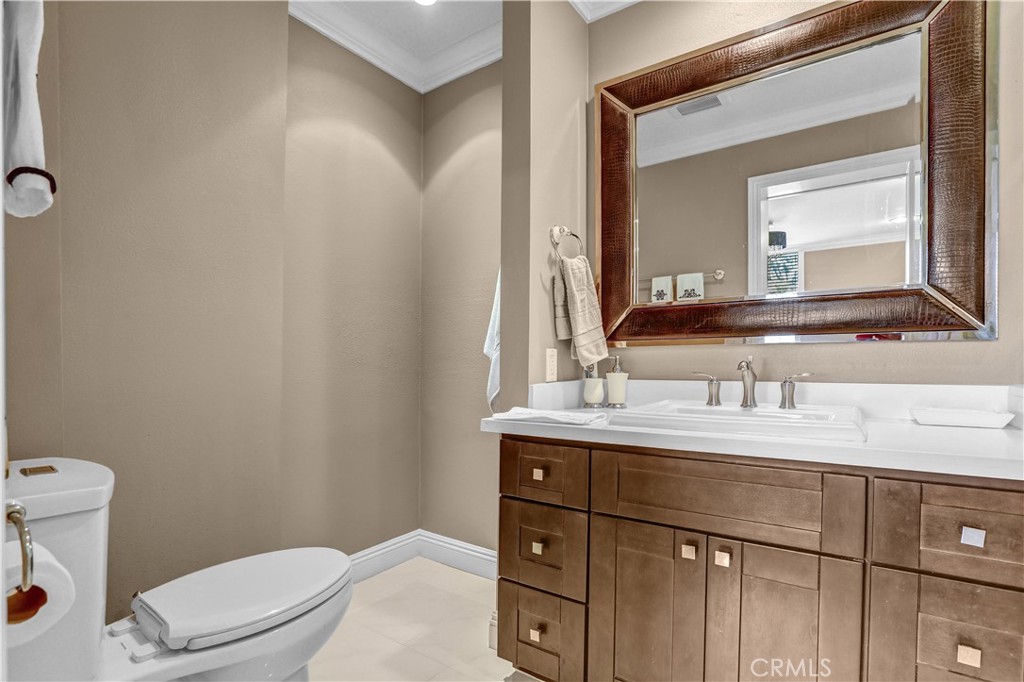 Residential for sale at 100 S Doheny Drive 315, Los Angeles CA featuring 1 bed and 2 baths
