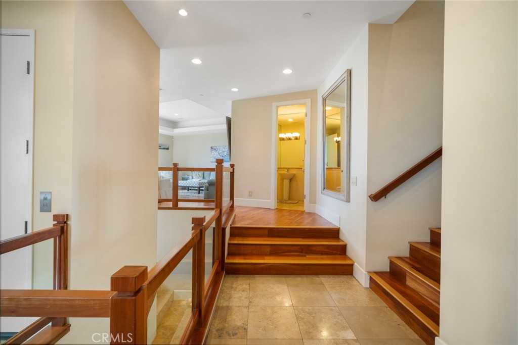 Residential Lease for rent at 6 Pacific Vista, Laguna Beach CA featuring 4 beds and 5 baths