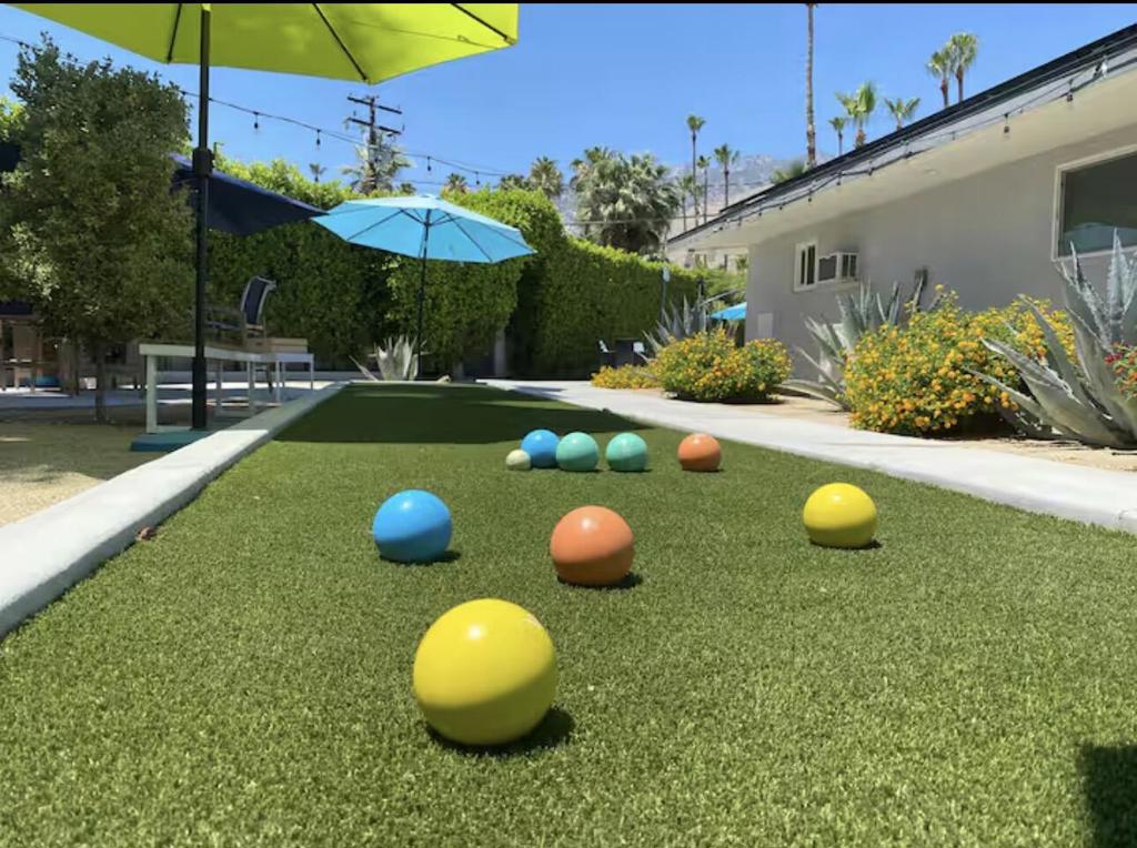 Residential Lease for rent at 1375 S Calle Rolph, Palm Springs CA featuring 3 beds and 3 baths