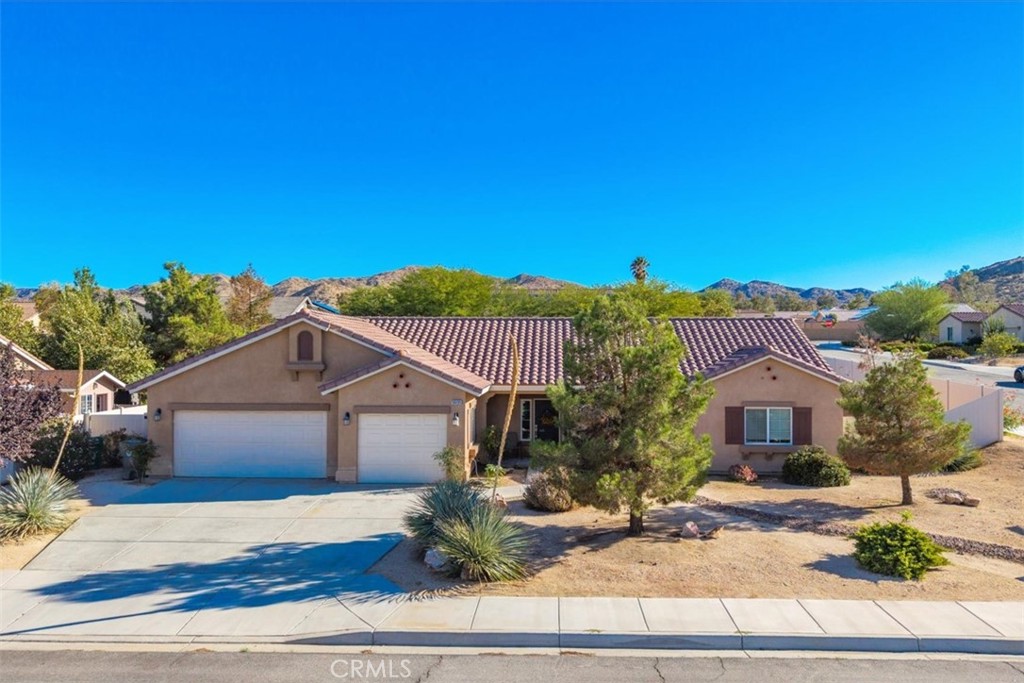 Residential for sale at 56135 Nez Perce, Yucca Valley CA featuring 3 beds and 2 baths