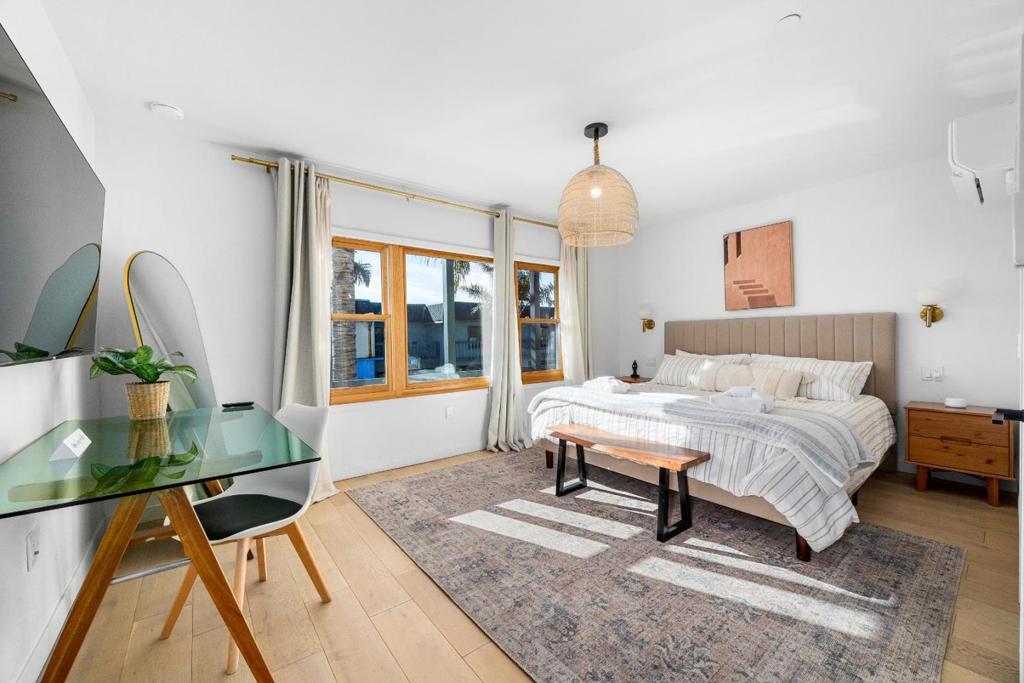 Active for sale at Capitola, CA, Capitola, CA CA and 6 baths