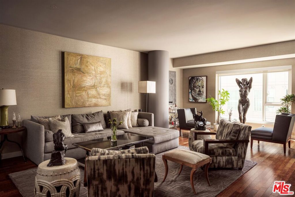 Residential for sale at 6250 Hollywood Boulevard 6K, Los Angeles CA featuring 2 beds and 2 baths