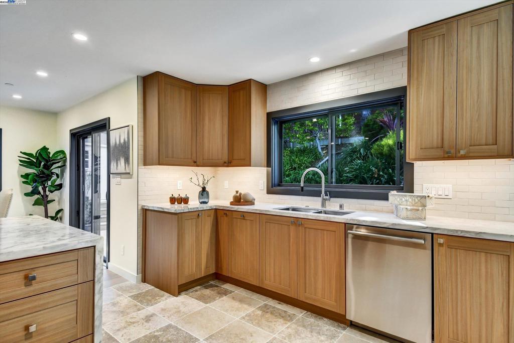 Residential for sale at 148 Auburn St, San Rafael CA featuring 4 beds and 4 baths