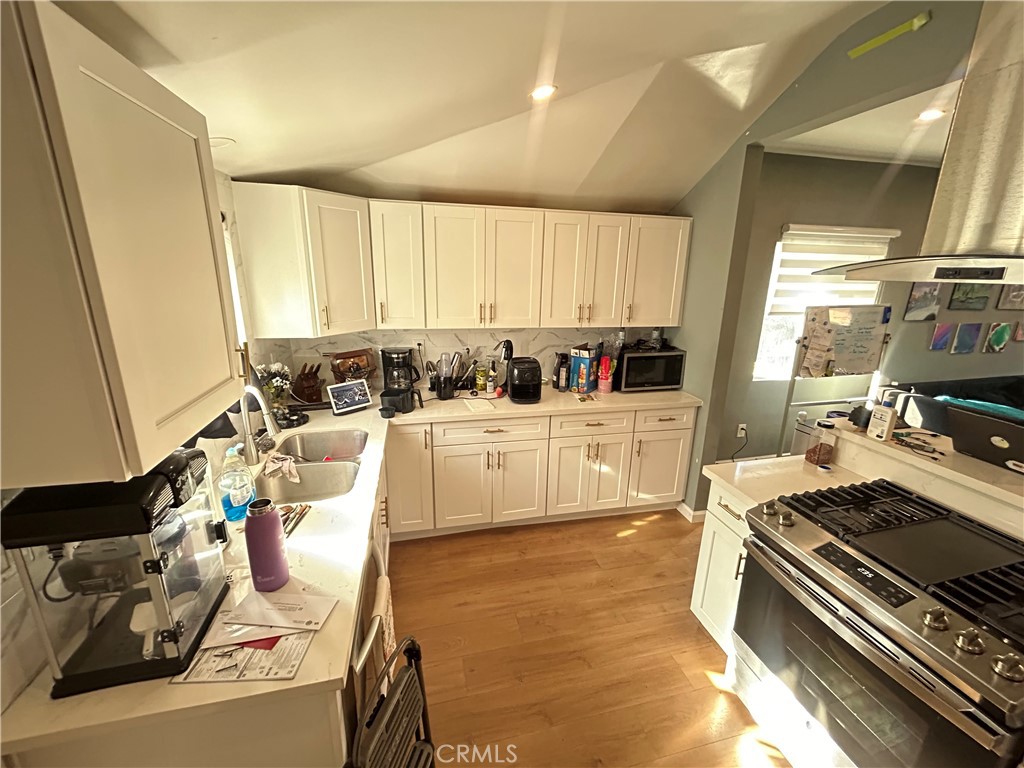 Residential for sale at 622 Cornwell, Los Angeles CA featuring 5 beds and 2 baths