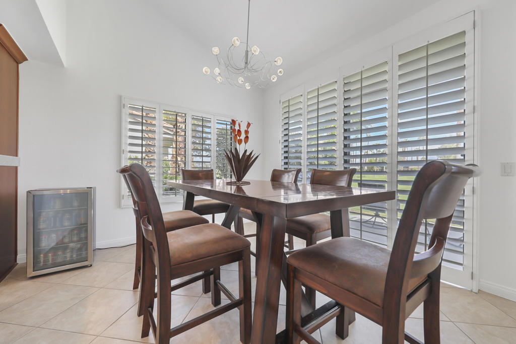 Residential for sale at 55174 Shoal Creek Creek, La Quinta CA featuring 3 beds and 2 baths