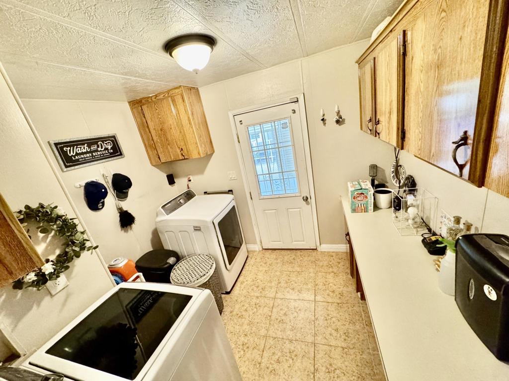 Manufactured In Park for sale at 46618 Madison Street 98, Indio CA featuring 2 beds and 2 baths